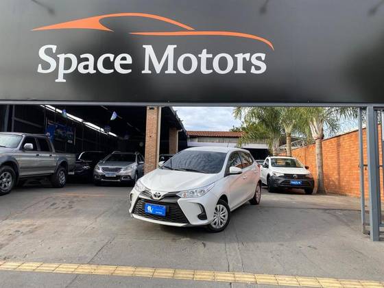 TOYOTA YARIS 1.5 16V FLEX XL MULTIDRIVE TOYOTA YARIS 1.5 16V FLEX XL MULTIDRIVE
